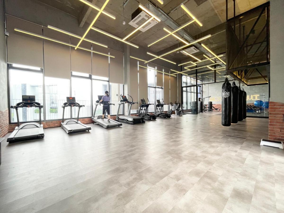 Modern 2B2B Apt Near Mid Valley - Wifi - Infinity Pool - Gym Kuala Lumpur Ngoại thất bức ảnh